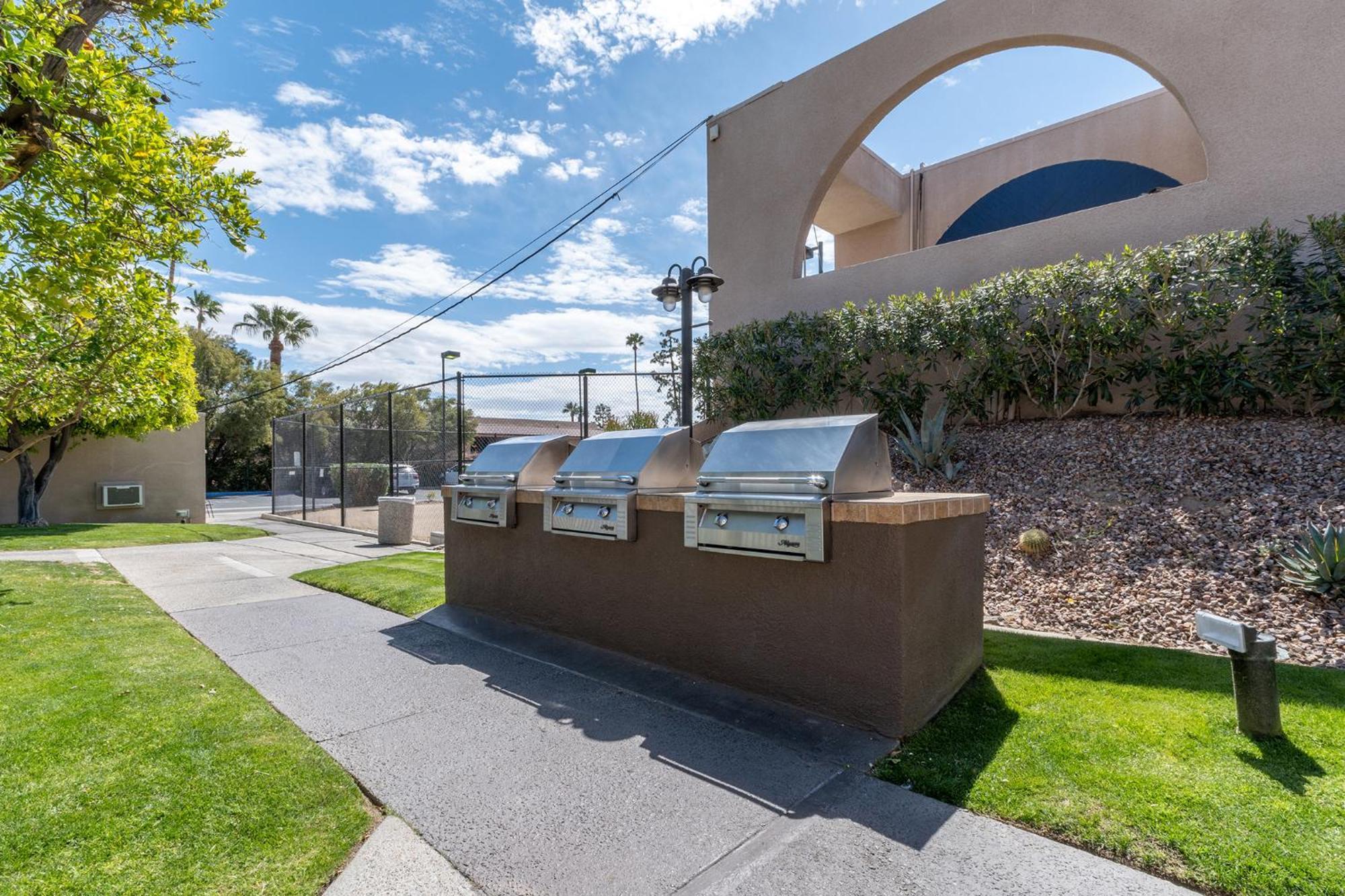 Vista Mirage Resort Palm Springs Extérieur photo